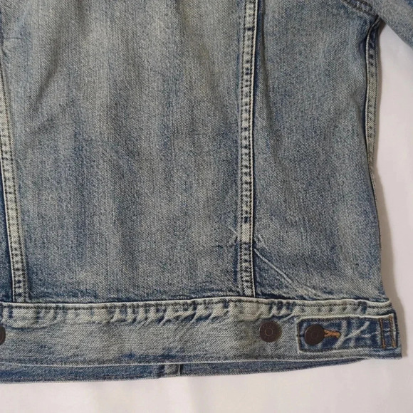 J.Crew Indigo Denim Jacket, Color Light Wash Size XS - Picture 12 of 14